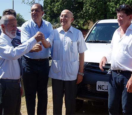 Estado doa uma caminhonete L 200 à DPE