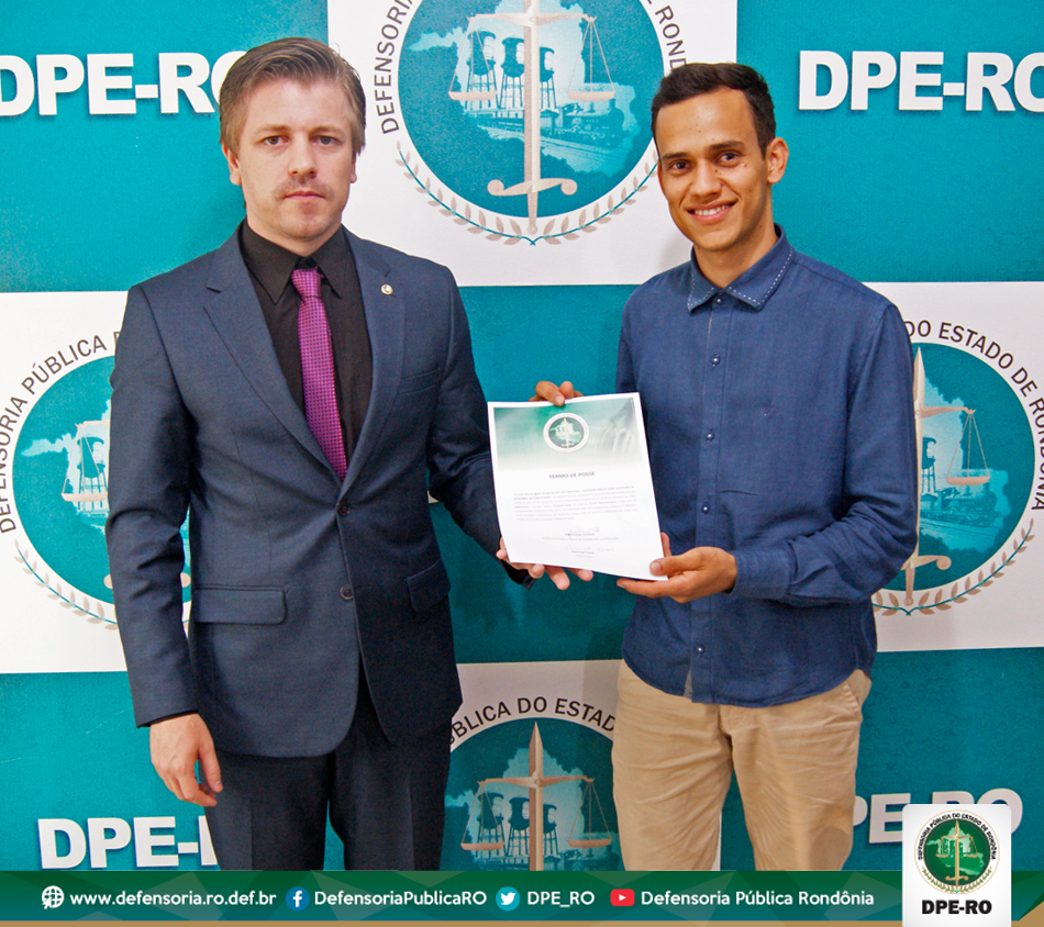 Técnico administrativo é empossado na DPE-RO