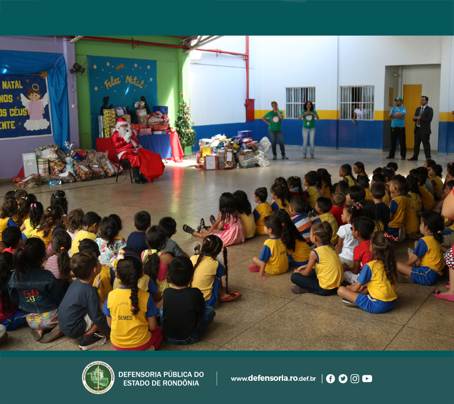 Defensoria participa da entrega de presentes às crianças da Escola Sementes do Araçá em Porto Velho