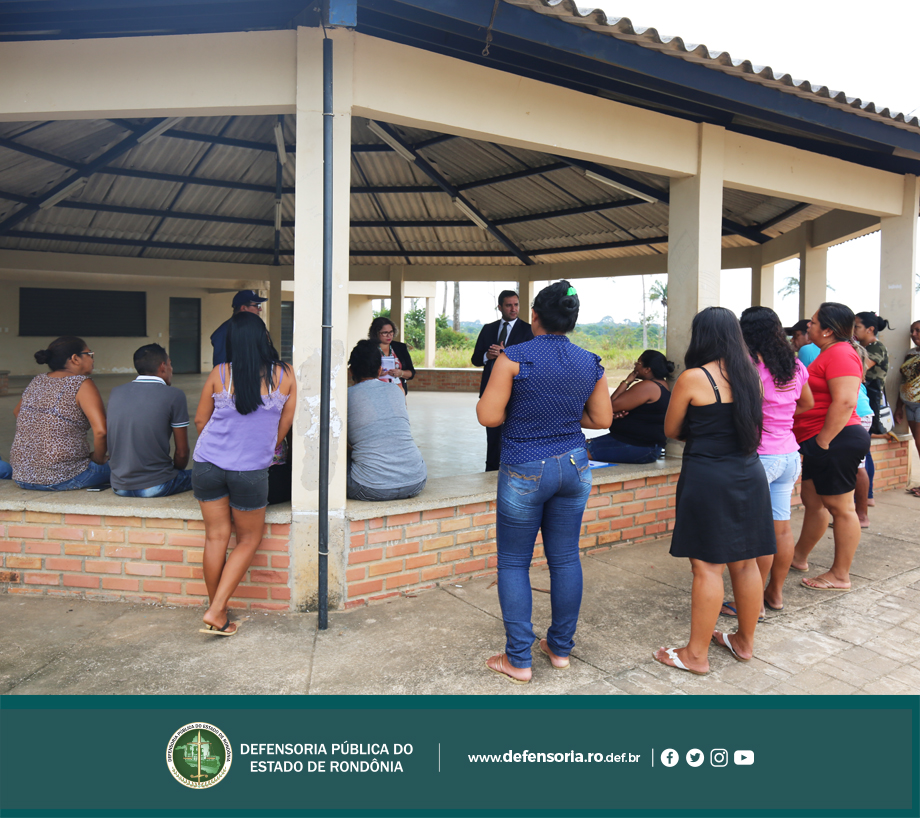 Defensoria reúne-se com moradores do conjunto DNIT para discutir falta de transporte público escolar