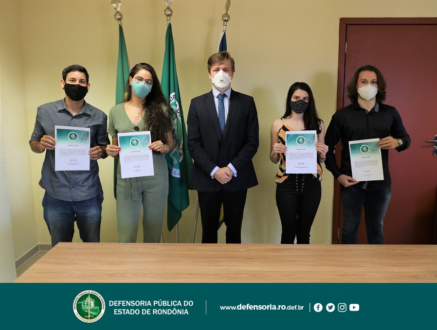 DPE-RO empossa quatro novos estagiários pelo XI Processo Seletivo de Estágio da instituição