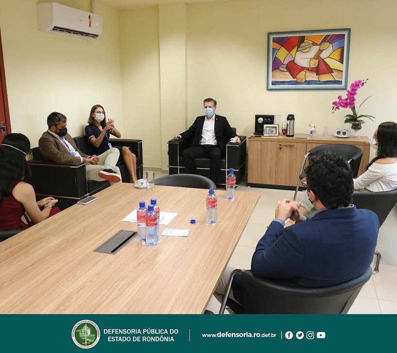 Equipe de servidores do Tribunal de Contas do Estado realiza visita de cortesia à Defensoria Pública de Rondônia