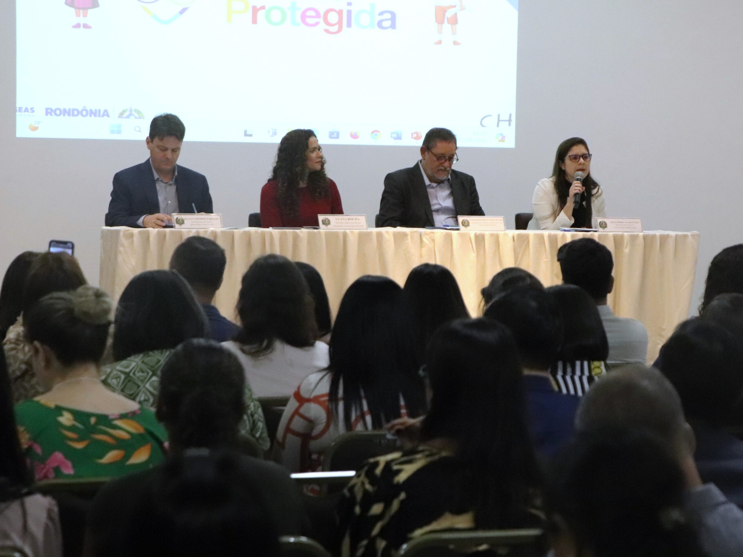 DPE-RO participa de seminário sobre  escuta protegida de crianças e adolescentes