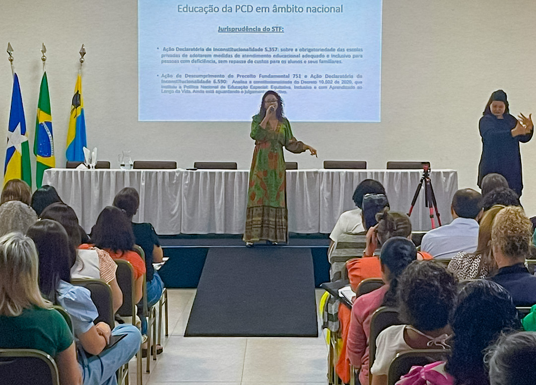 Defensoria Pública participa de Seminário sobre educação inclusiva para crianças com deficiência