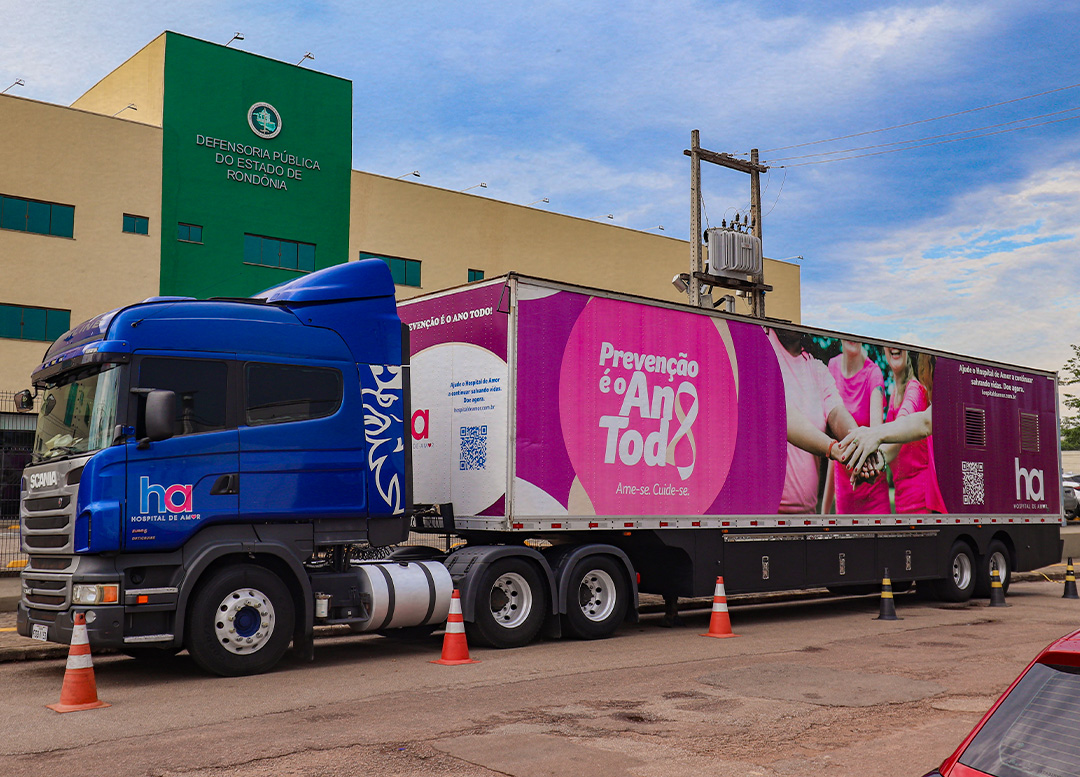 Outubro Rosa: Ação da Defensoria Pública de Rondônia em parceria com Hospital do Amor realiza mutirão de exames preventivos