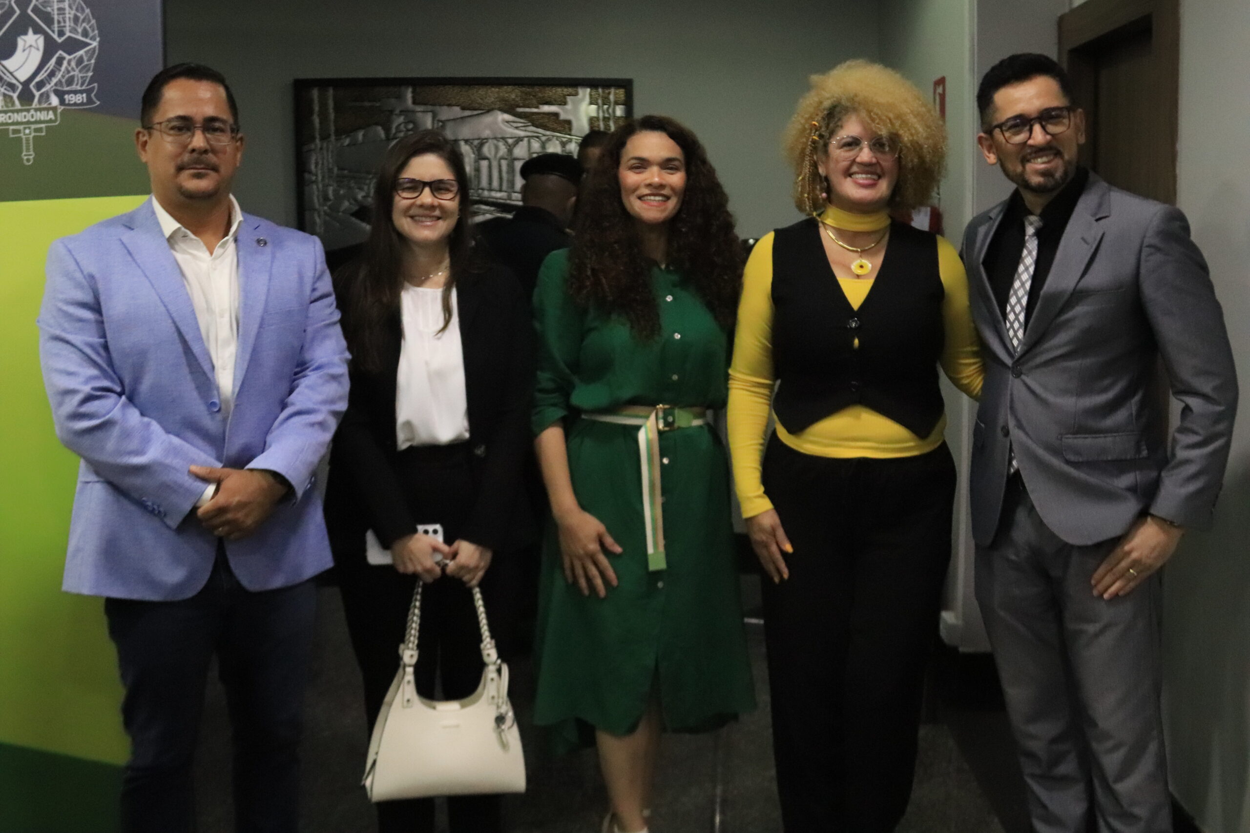 Institucional: Defensoria prestigia abertura do Curso Nacional de Atendimento à Mulher em Situação de Violência e lançamento do aplicativo SOS Mulher