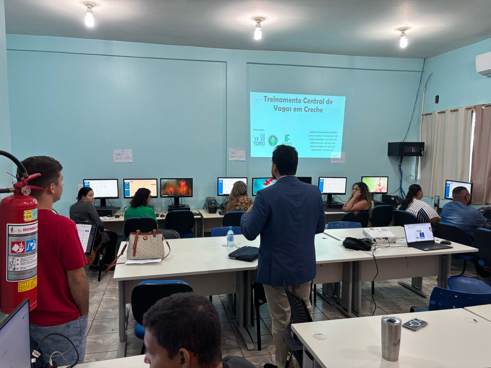 São Francisco e Costa Marques: Gestores e servidores da Educação recebem treinamento sobre Central de Vagas para Creches com apoio da Defensoria