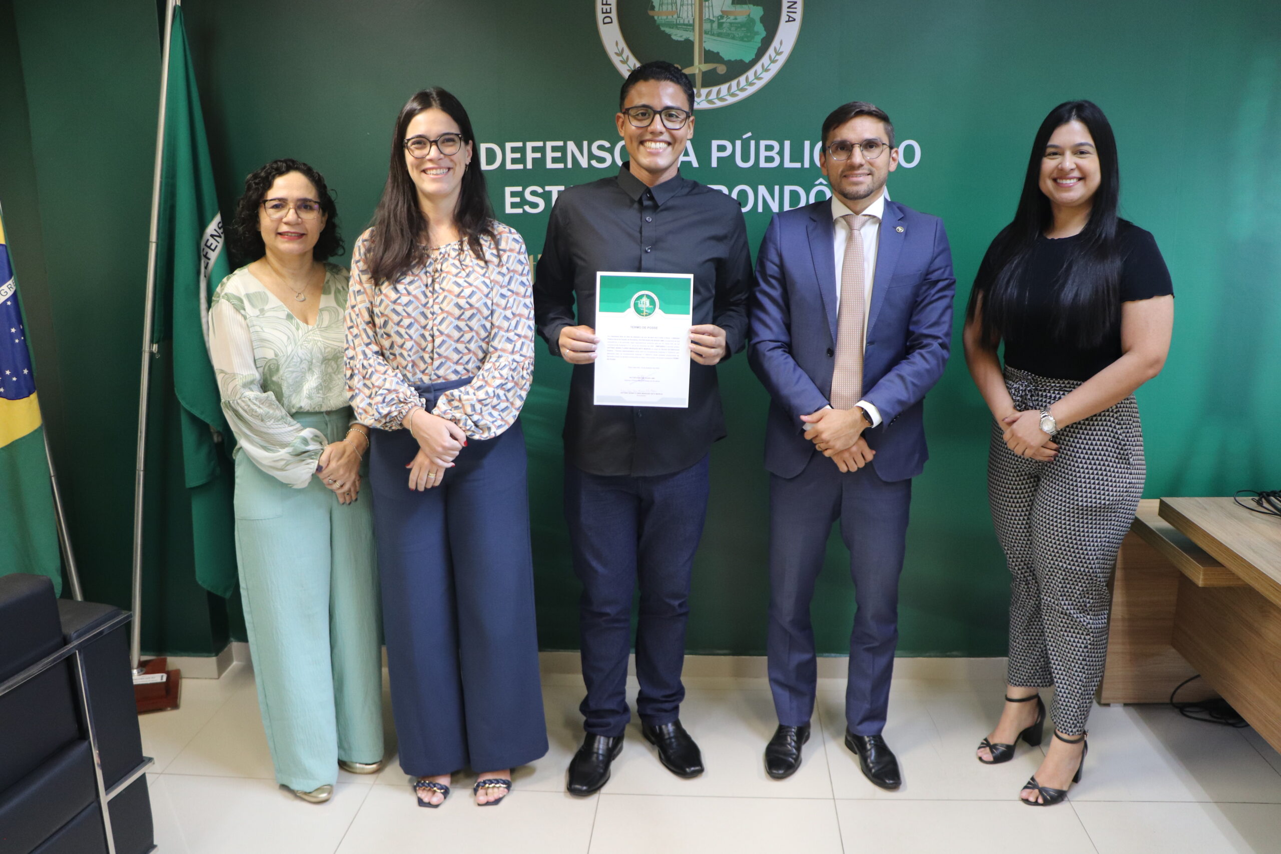 Defensoria Pública empossa novo servidor técnico administrativo aprovado em concurso público