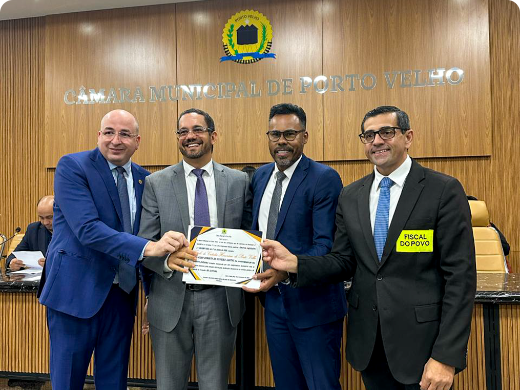 Defensor Público Fábio Roberto recebe Título de Cidadão Honorário de Porto Velho